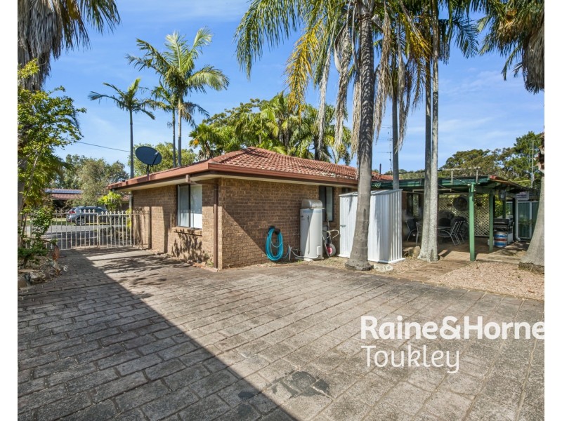 41 Vincent Close, Buff Point NSW 2262