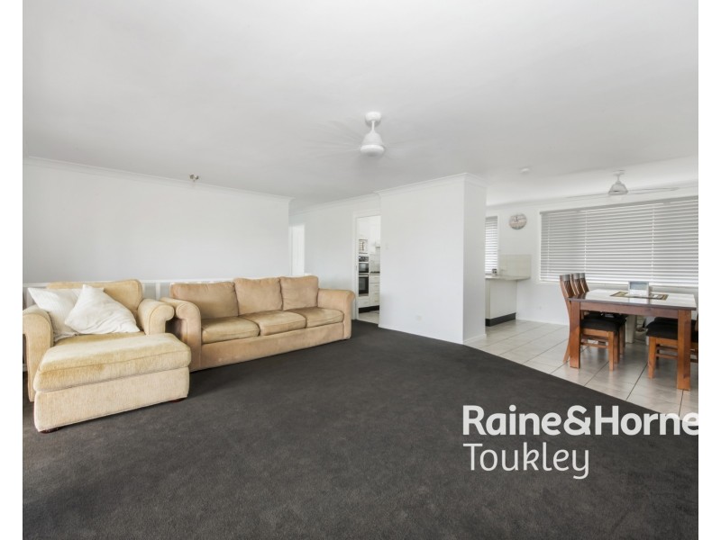 4 Kona Crescent, Bonnells Bay NSW 2264