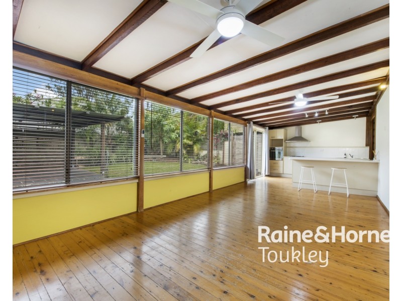 31 Montrose Street, Mannering Park NSW 2259