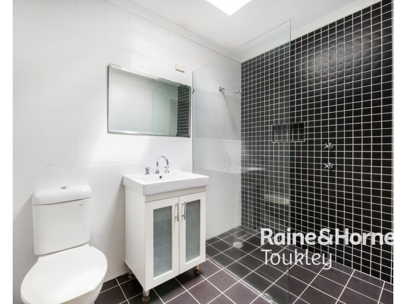 31 Montrose Street, Mannering Park NSW 2259
