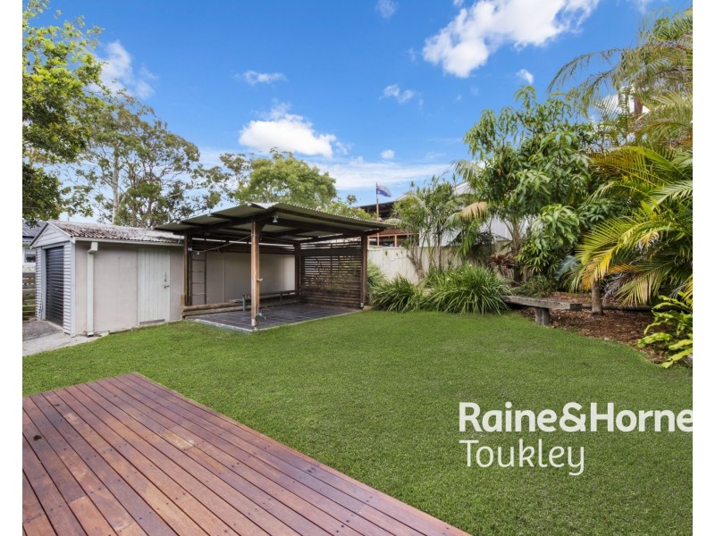 31 Montrose Street, Mannering Park NSW 2259