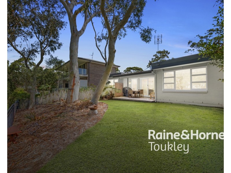 117 Sunrise Avenue, Budgewoi NSW 2262