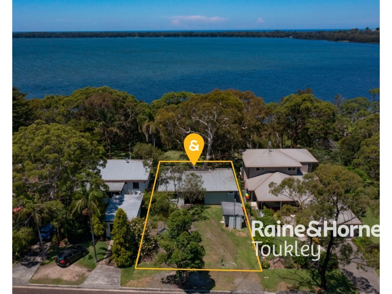 117 Sunrise Avenue, Budgewoi NSW 2262