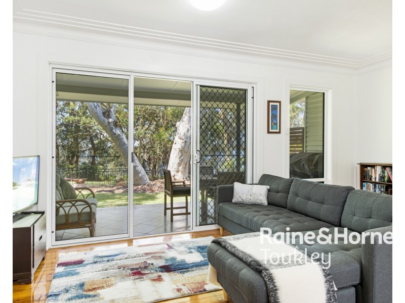 117 Sunrise Avenue, Budgewoi NSW 2262
