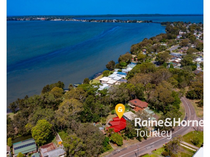 5 Malvina Parade, Gorokan NSW 2263