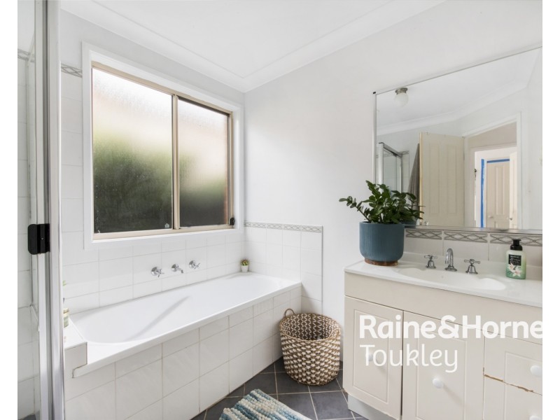 30 Government Road, Wyee Point NSW 2259