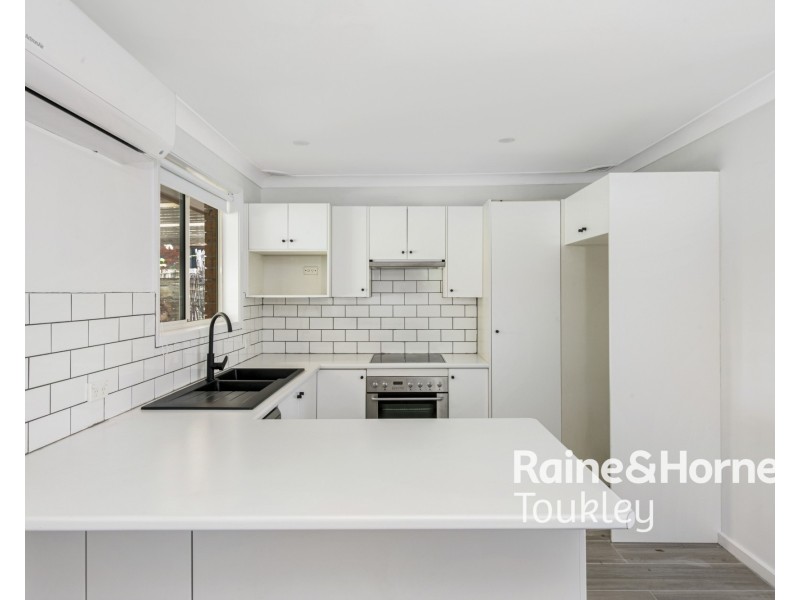 2 Skyline Street, Gorokan NSW 2263