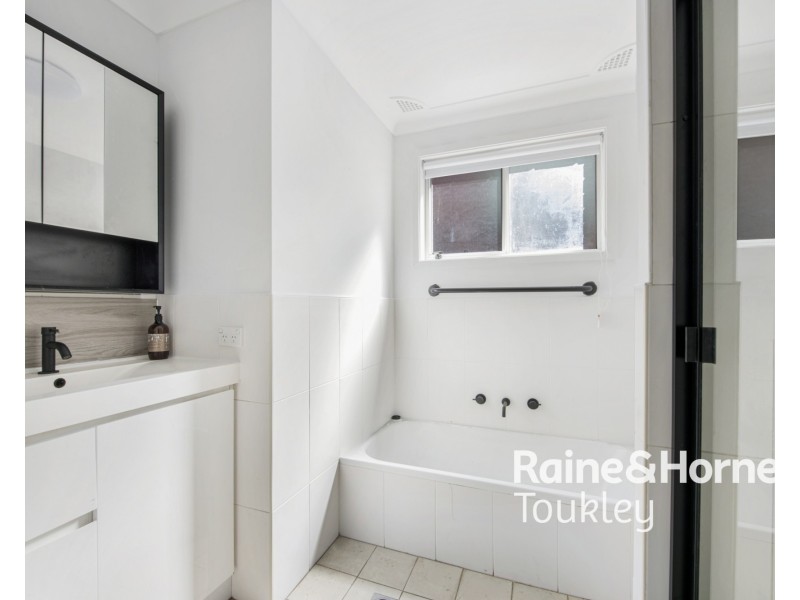 2 Skyline Street, Gorokan NSW 2263