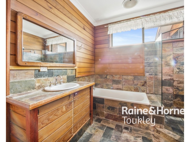 25 Bruce Road, Buff Point NSW 2262
