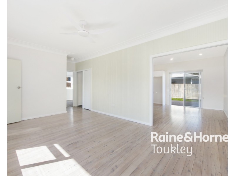 17 Ninth Avenue, Toukley NSW 2263