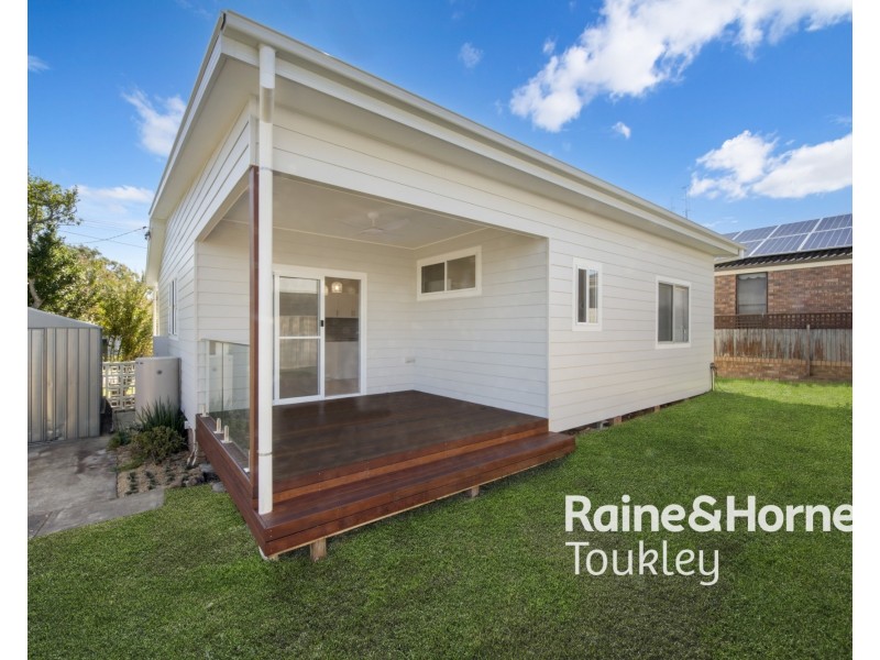 17 Ninth Avenue, Toukley NSW 2263