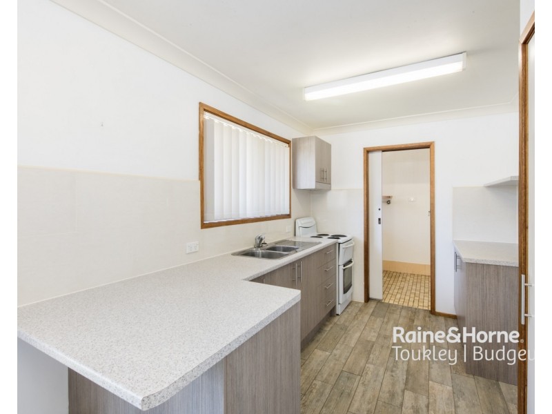 134 Cams Boulevard, Summerland Point NSW 2259