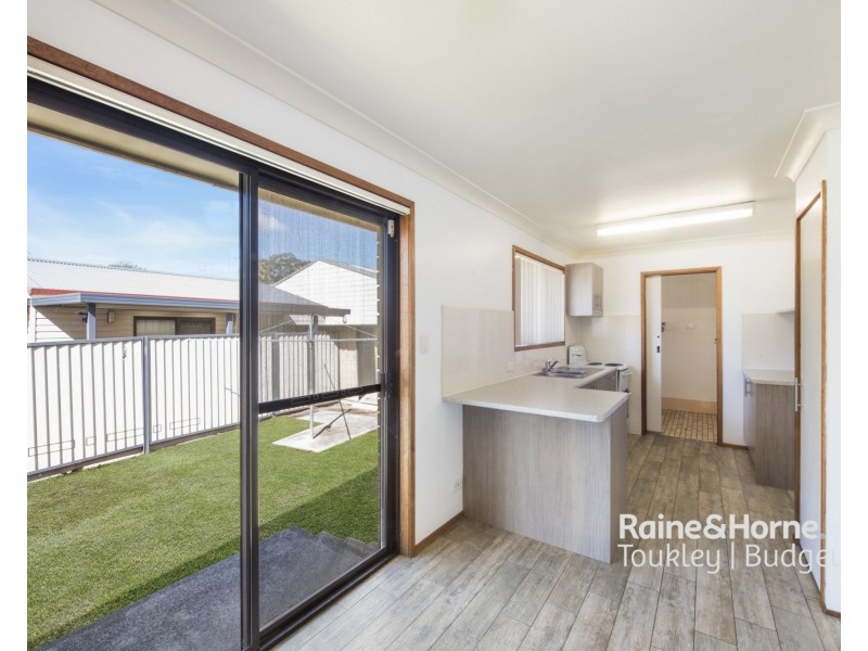 134 Cams Boulevard, Summerland Point NSW 2259