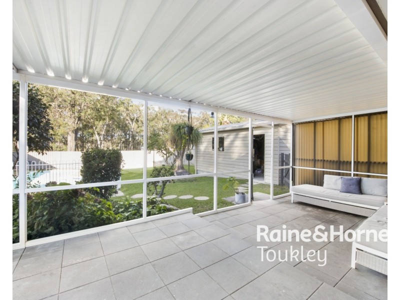 2 Elsinore Avenue, Chain Valley Bay NSW 2259
