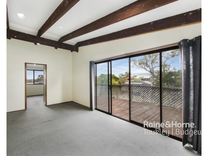 74 Taronga Avenue, San Remo NSW 2262