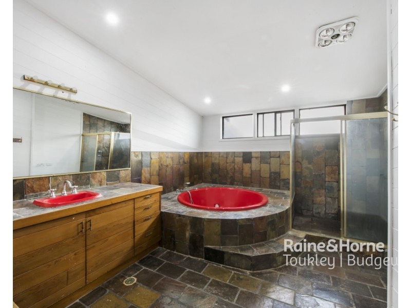 74 Taronga Avenue, San Remo NSW 2262