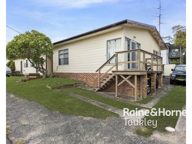 4/135 Main Road, Toukley NSW 2263