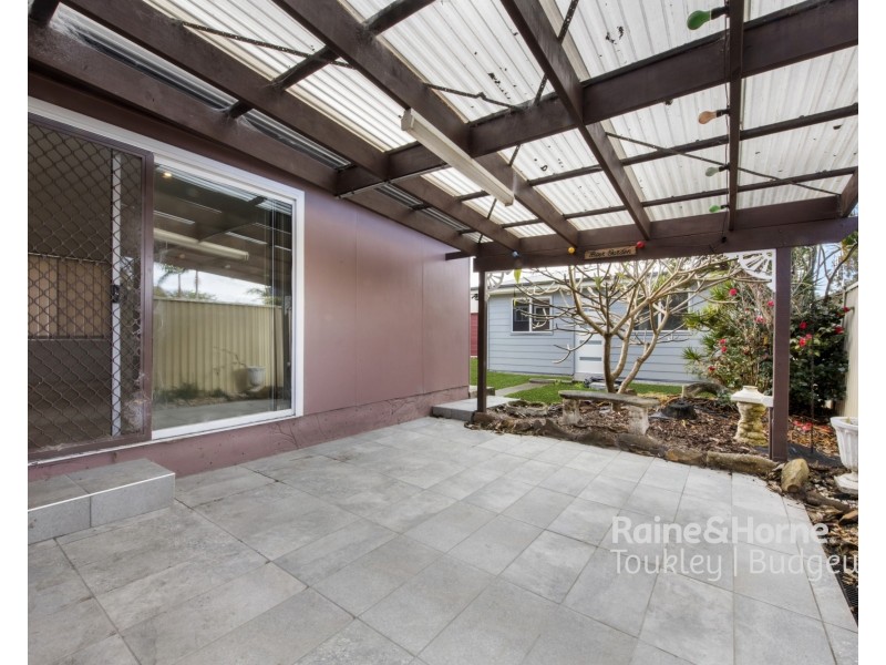 37 Emu Drive, San Remo NSW 2262