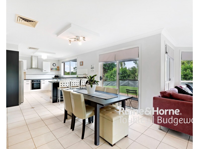6 Argyle Place, Hamlyn Terrace NSW 2259