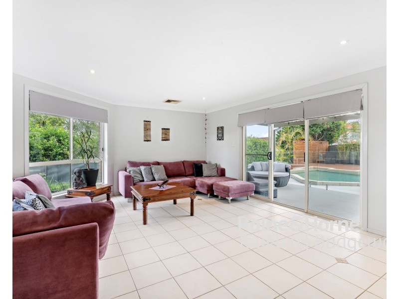 6 Argyle Place, Hamlyn Terrace NSW 2259