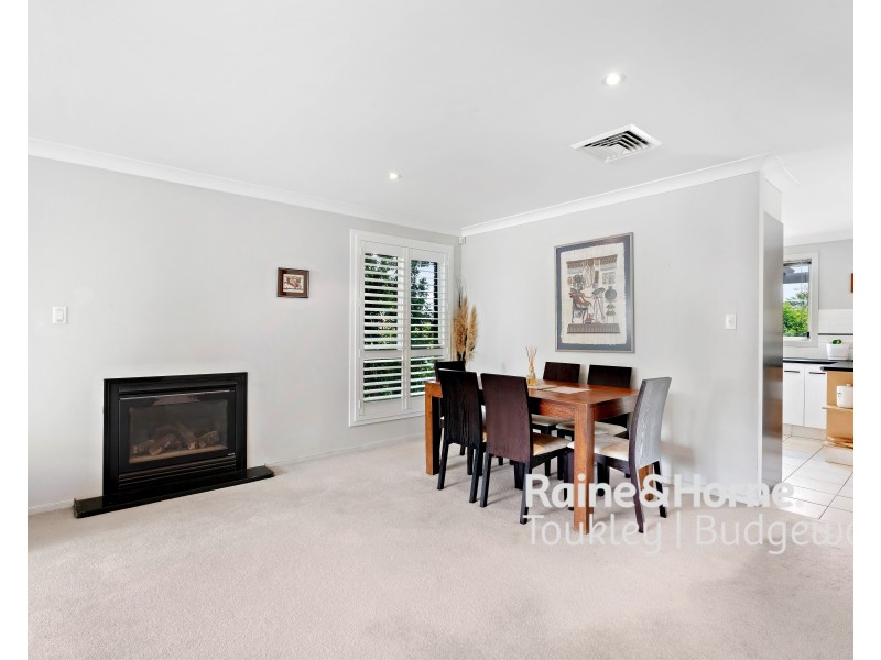 6 Argyle Place, Hamlyn Terrace NSW 2259