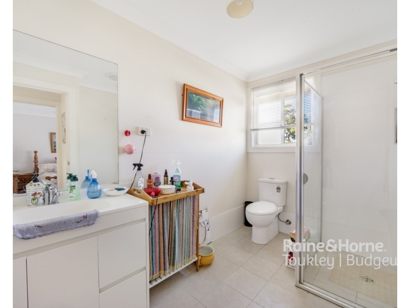 20A Heador Street, Toukley NSW 2263