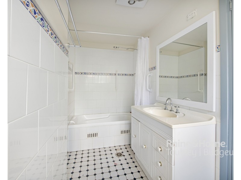 42 Warnervale Road, Warnervale NSW 2259