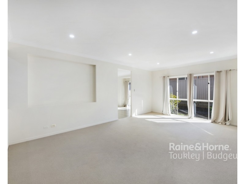30 Nangar Street, Woongarrah NSW 2259