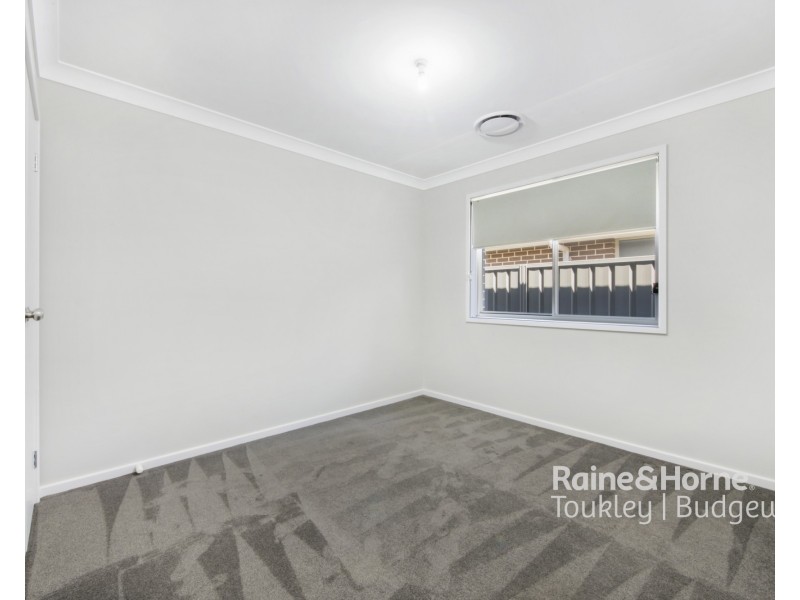 12 Lawrence Avenue, Wyee NSW 2259