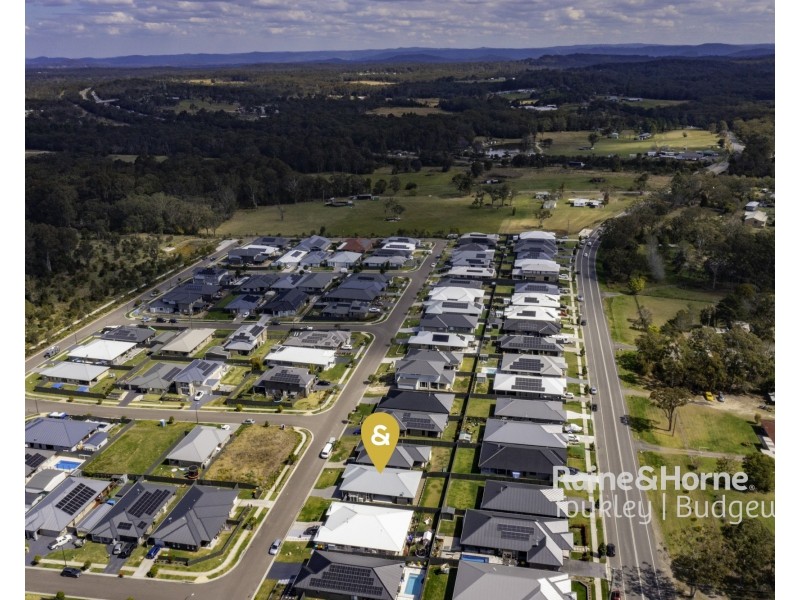 12 Lawrence Avenue, Wyee NSW 2259