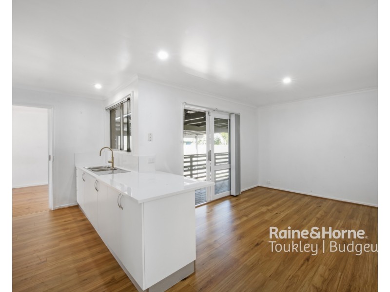 13 McCrea Boulevard, San Remo NSW 2262