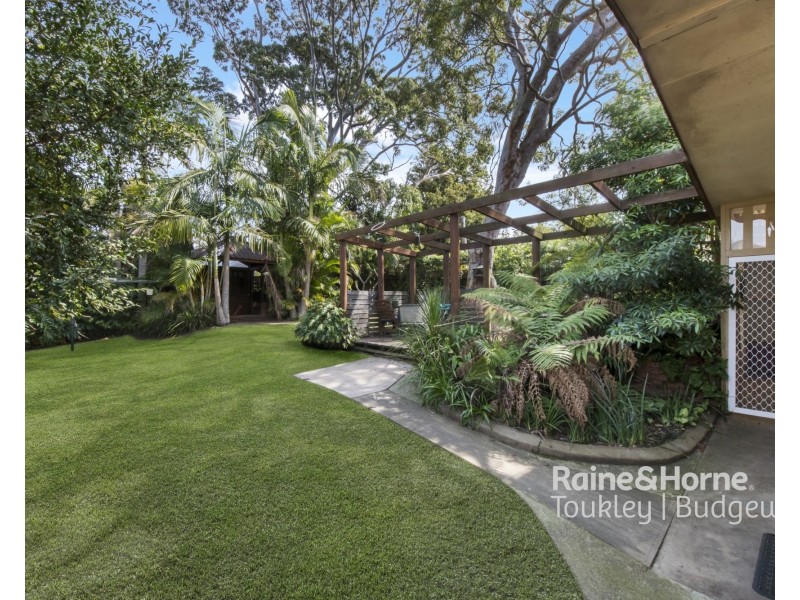 72 Delia Avenue, Budgewoi NSW 2262