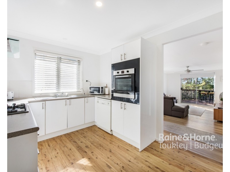 21 Donald Avenue, Kanwal NSW 2259