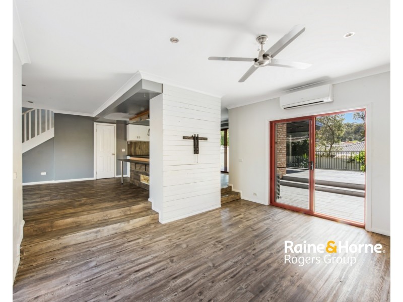 18 Ridgewood Drive, Woongarrah NSW 2259