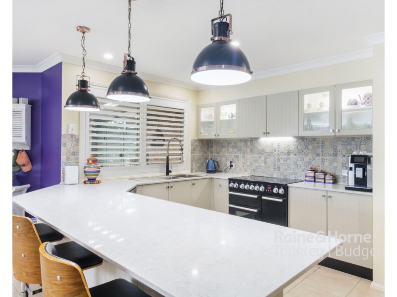 16 Eighth Avenue, Toukley NSW 2263