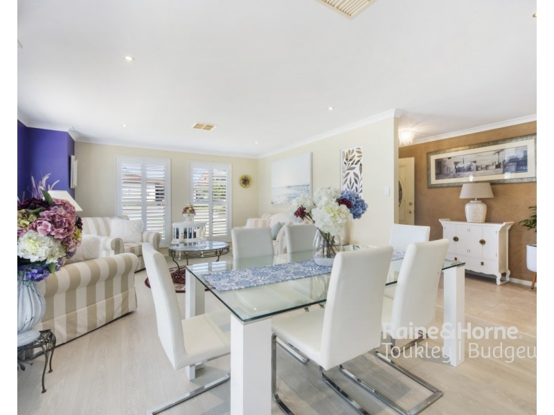 16 Eighth Avenue, Toukley NSW 2263