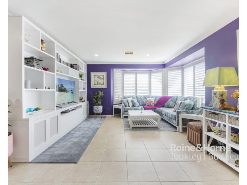 16 Eighth Avenue, Toukley NSW 2263