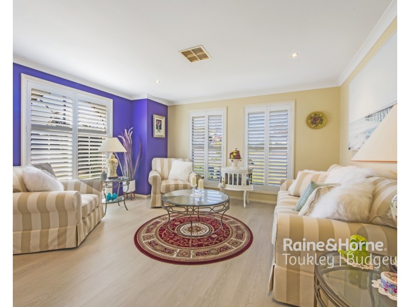 16 Eighth Avenue, Toukley NSW 2263