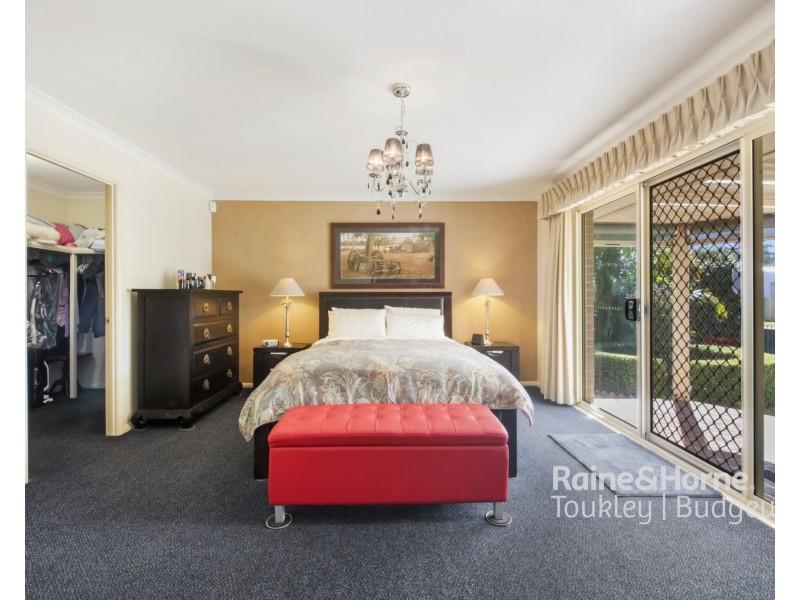 16 Eighth Avenue, Toukley NSW 2263
