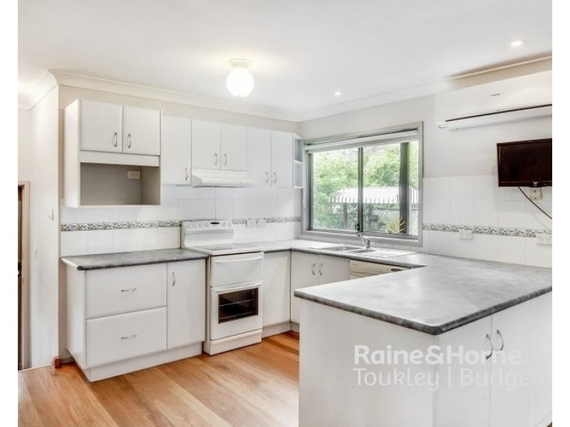 10 Regent Street, Buff Point NSW 2262