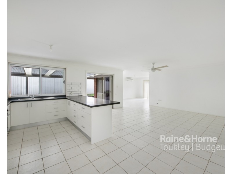 55 Northcott Avenue, Watanobbi NSW 2259