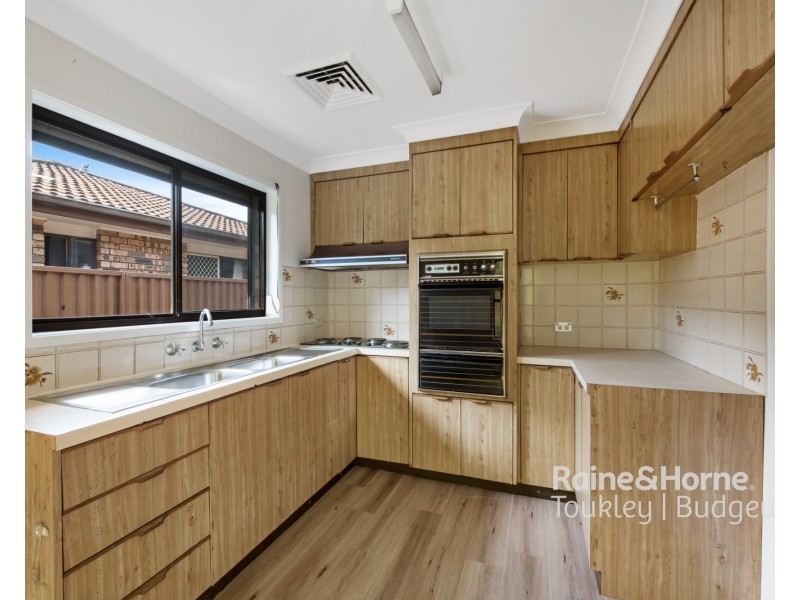 38 Karangal Crescent, Buff Point NSW 2262