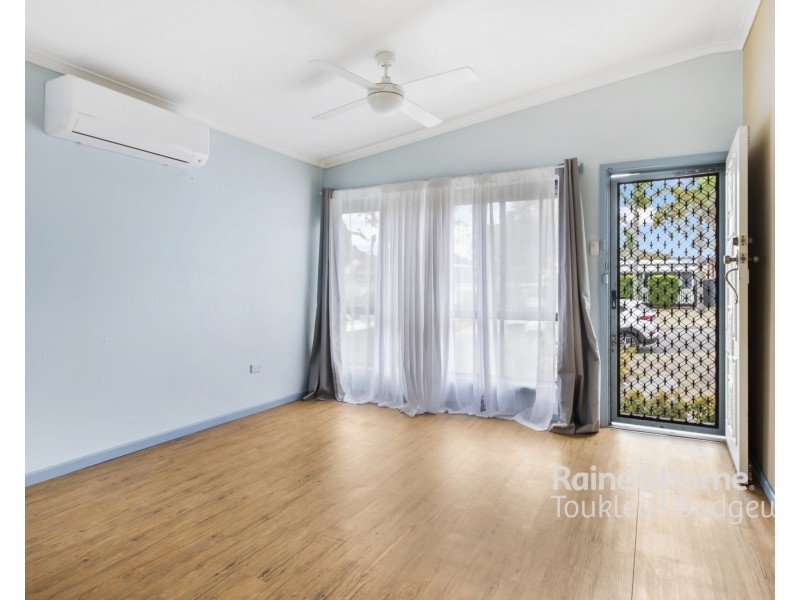 55 Woodlawn Drive, Budgewoi NSW 2262