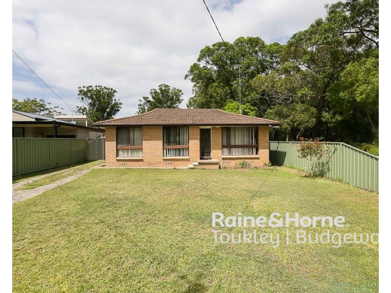 30 Moala Parade, Charmhaven NSW 2263