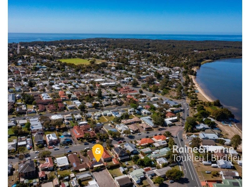 2/8 Canton Beach Road, Toukley NSW 2263