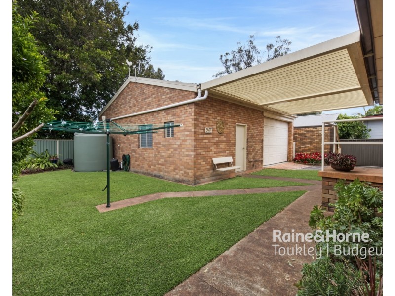 54 Sunrise Avenue, Budgewoi NSW 2262