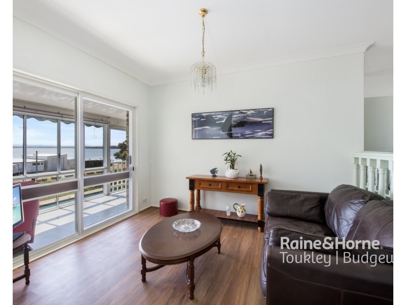 2 Leonard Avenue, Toukley NSW 2263