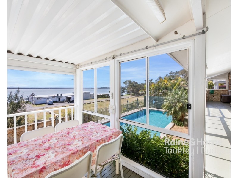 2 Leonard Avenue, Toukley NSW 2263