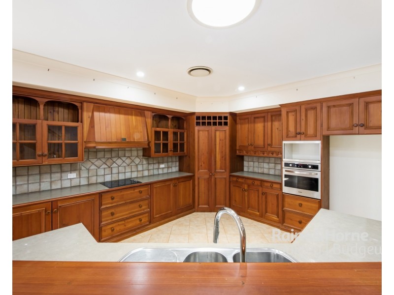 118 Sunrise Avenue, Budgewoi NSW 2262