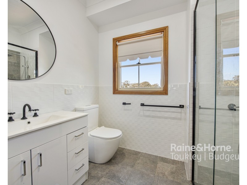 118 Sunrise Avenue, Budgewoi NSW 2262